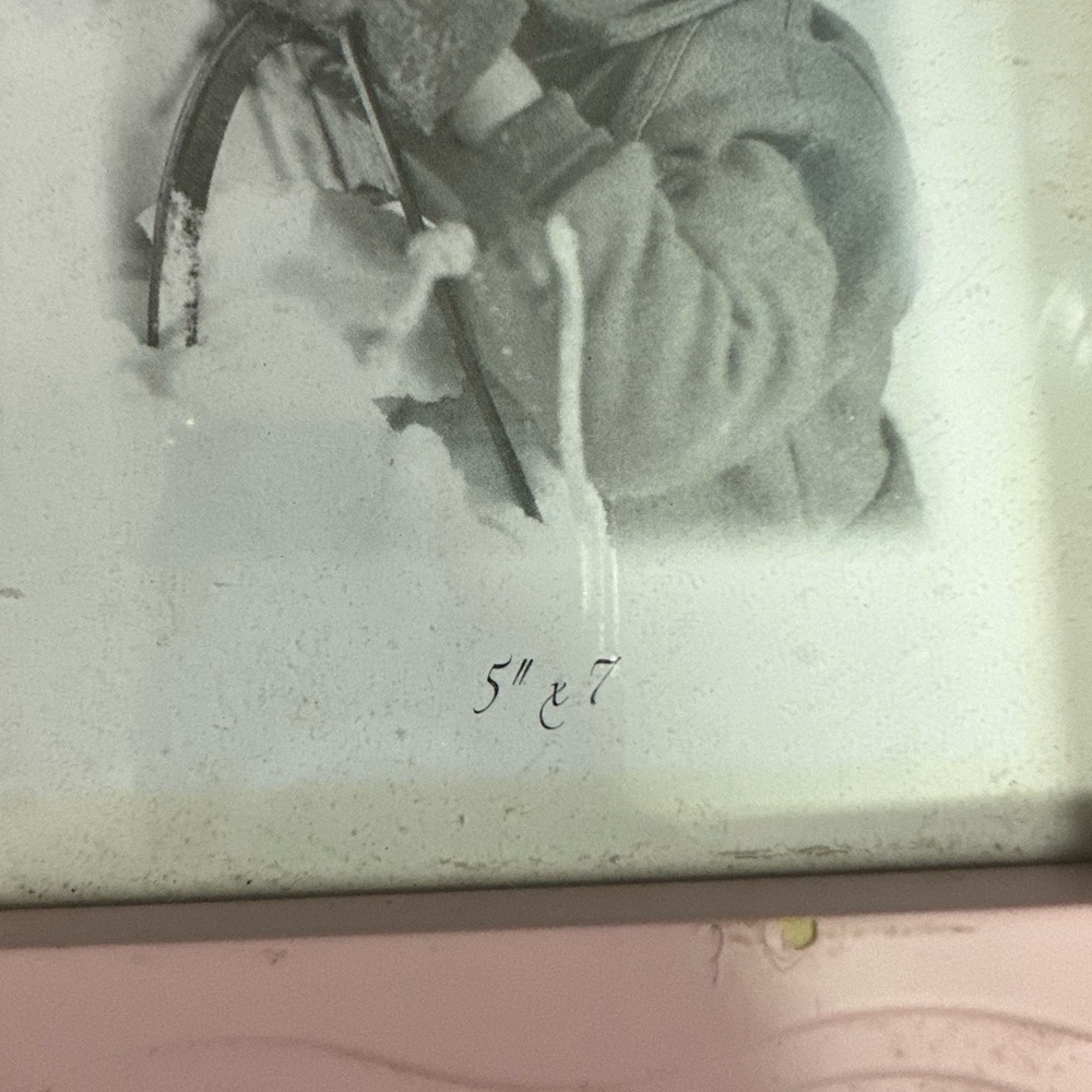 Pink Photo Frame - Picture 2 of 2